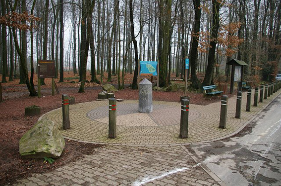 Vaals-Drielandenpunt-Monument